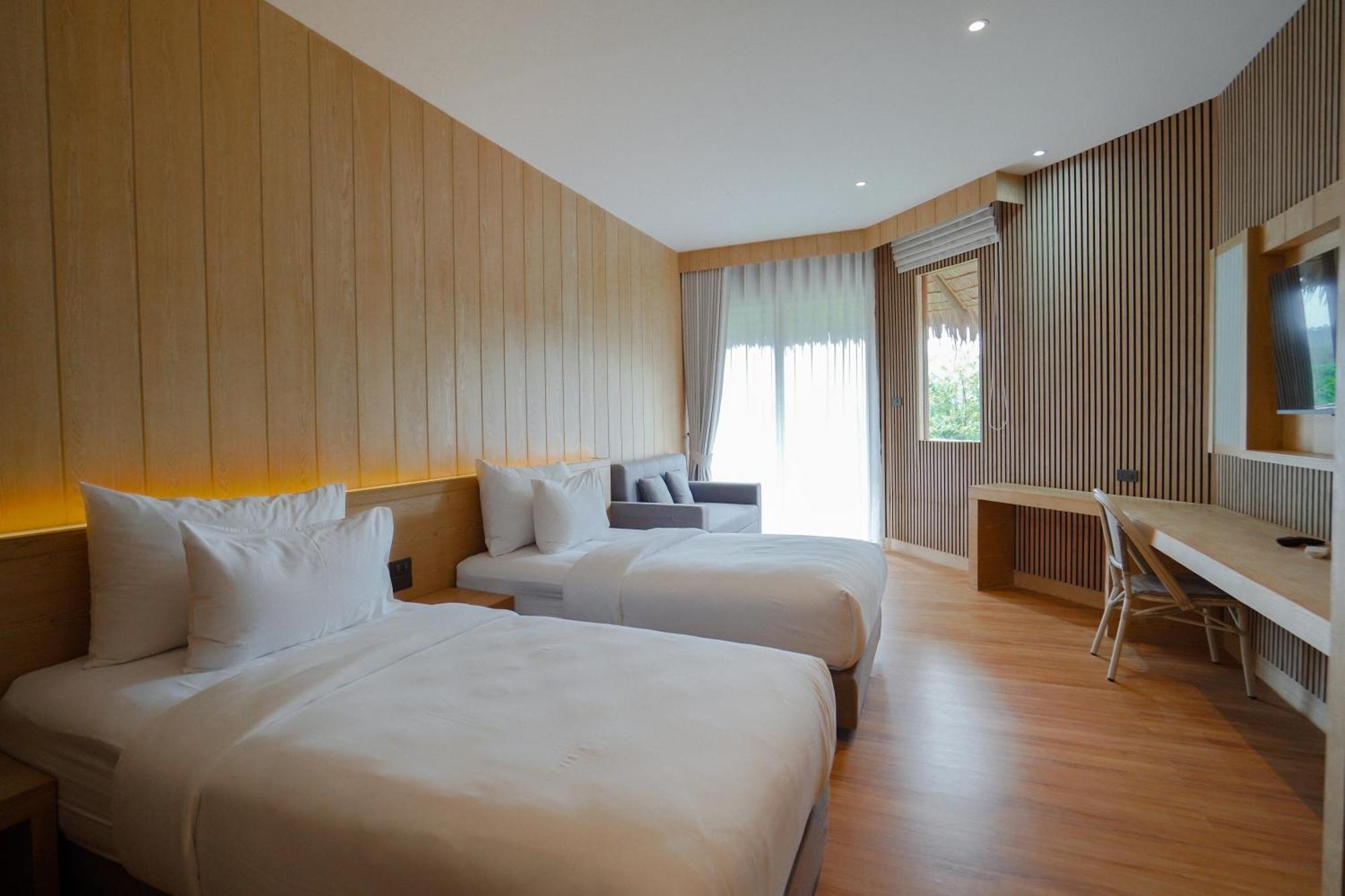 Le La Lake Resort And Spa Kaeng Kachan Dış mekan fotoğraf